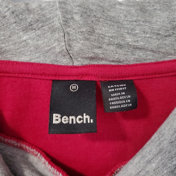 Bench Sweater - Picture 3 of 3